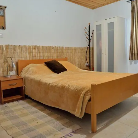 Kostas Stone House * Agios Amvrosios (Limassol)