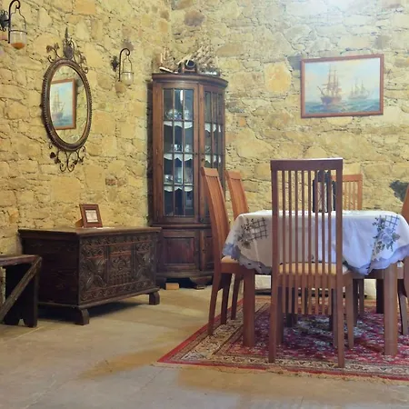 Kostas Stone House * Agios Amvrosios (Limassol)